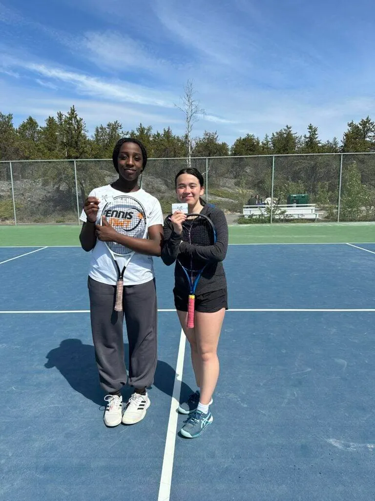 Ladie doubles winners